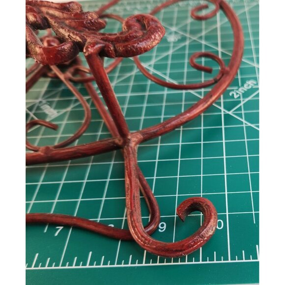 Red Scrolled Metal Decorative Plate Stand Holder Red Cast Iron Home Kitchen Art - Picture 10 of 15